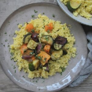 Millet salad with colorful vegetables and a vinaigrette dressing